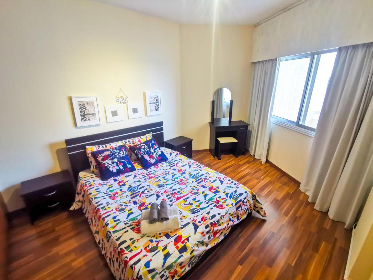 Flirty Flamingo Seaview Seafront Apartment Larnaca Dış mekan fotoğraf