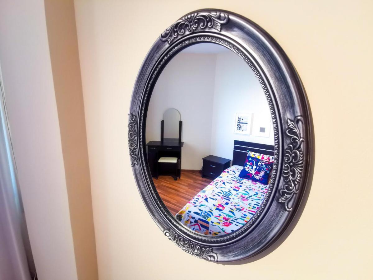 Flirty Flamingo Seaview Seafront Apartment Larnaca Dış mekan fotoğraf